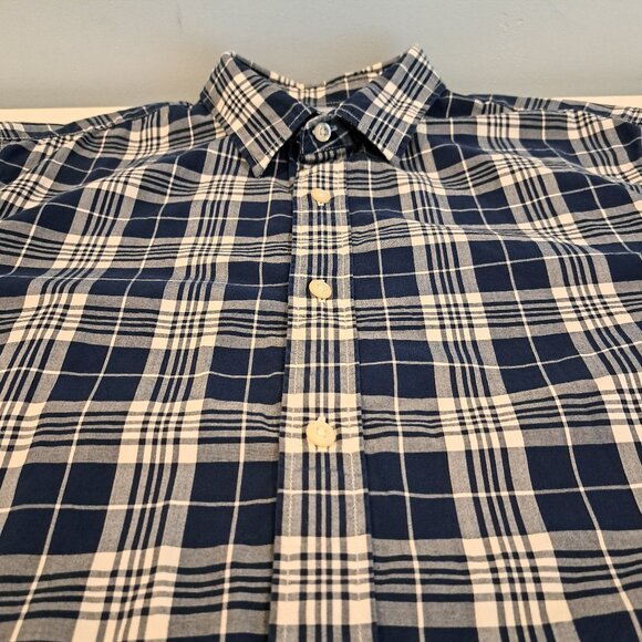 Banana Republic Men's Medium Grant Fit Custom 078 Wash Shirt - Picture 6 of 12